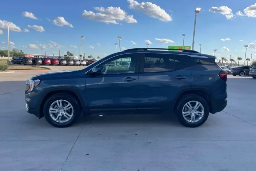 2024 Gmc Terrain SLE photo 1