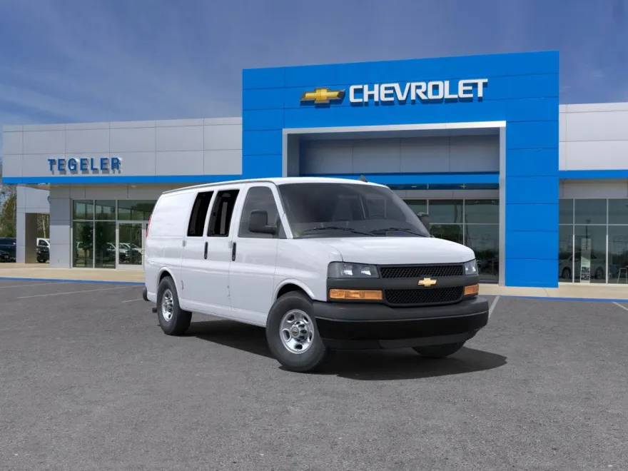 2025 Chevrolet Express Cargo 2500 photo 1