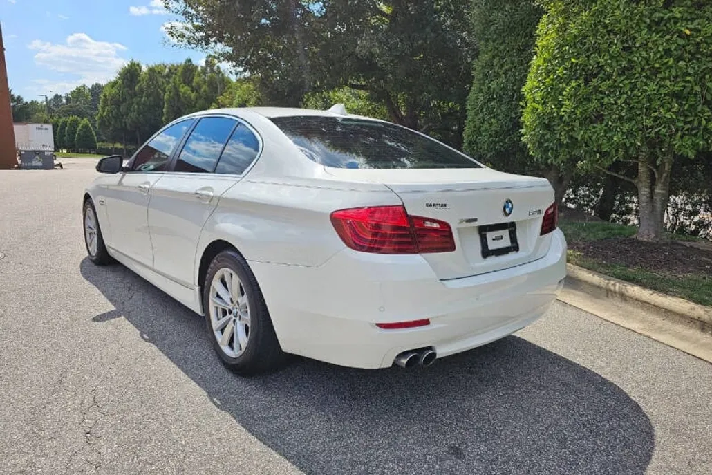 2016 Bmw 528i xDrive photo 1