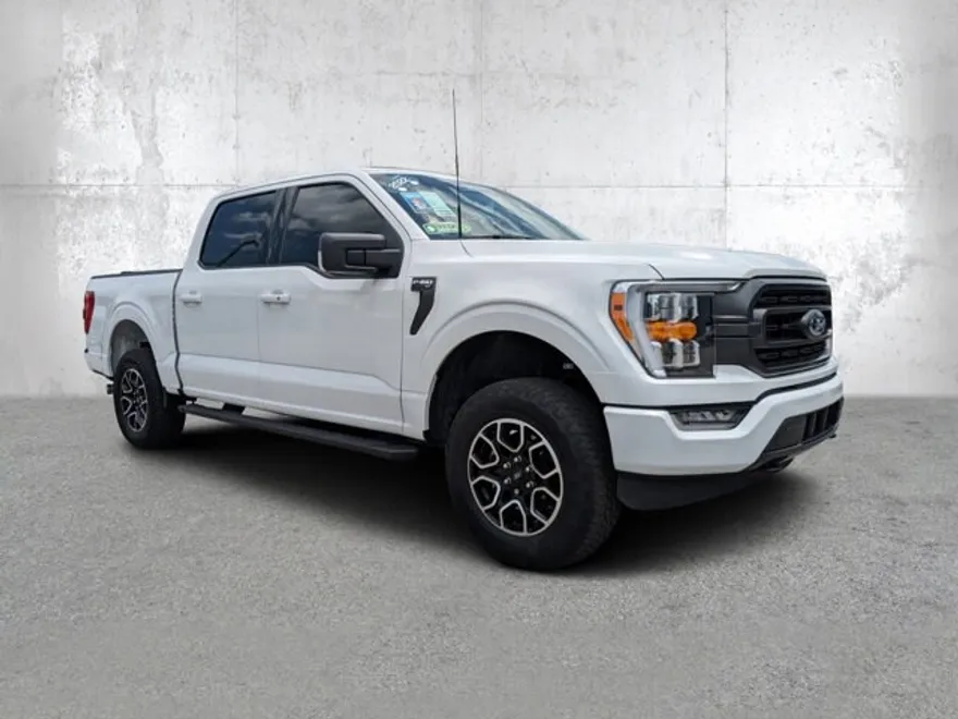 2022 Ford F-150 XLT photo 1
