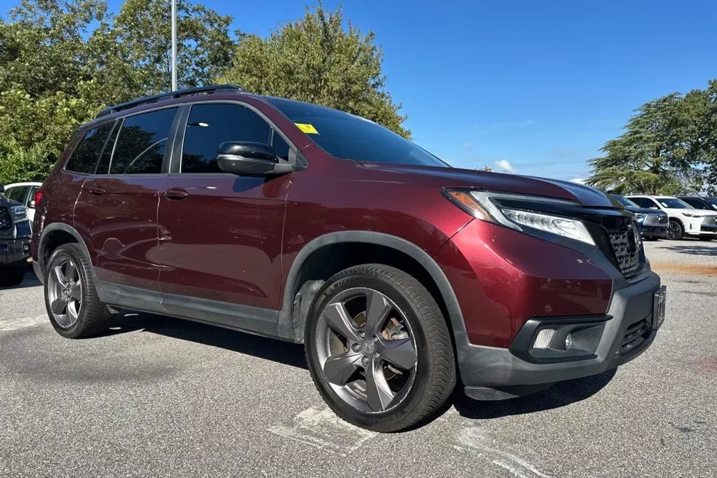 2021 Honda Passport Touring photo 1