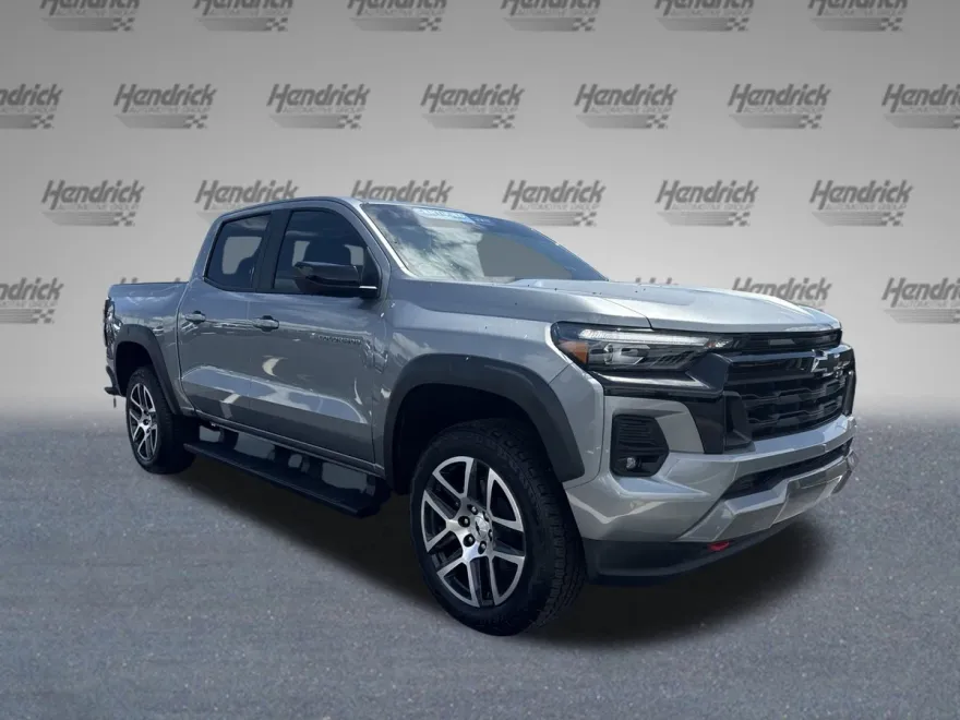 2024 Chevrolet Colorado Z71 photo 1
