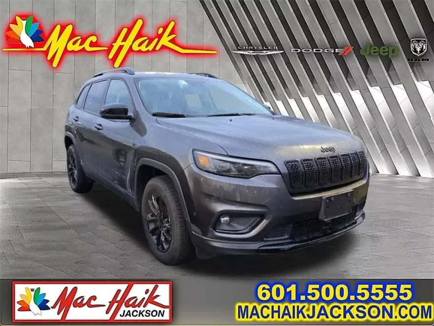 2023 Jeep Cherokee Altitude photo 1