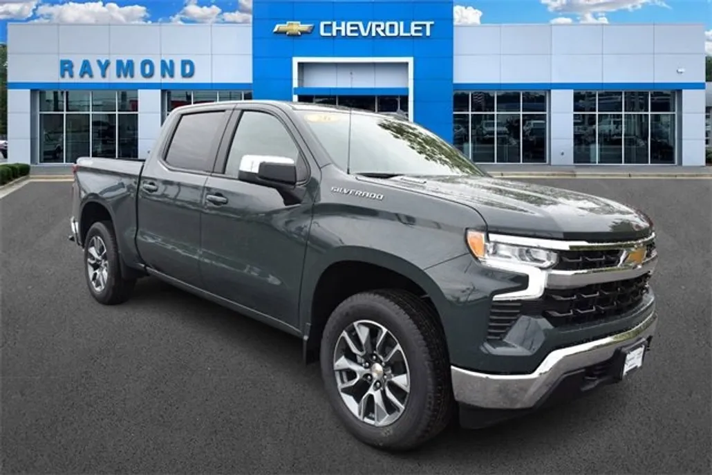 2026 Chevrolet Silverado 1500 LT photo 1