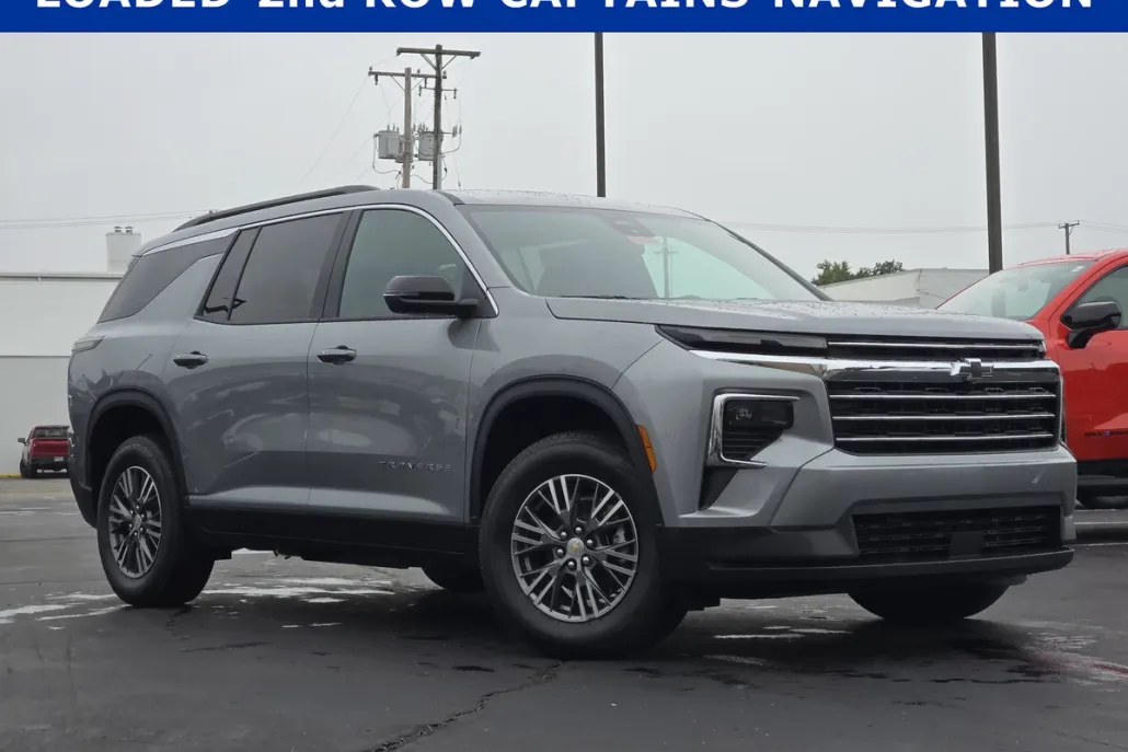 2026 Chevrolet Traverse photo 1