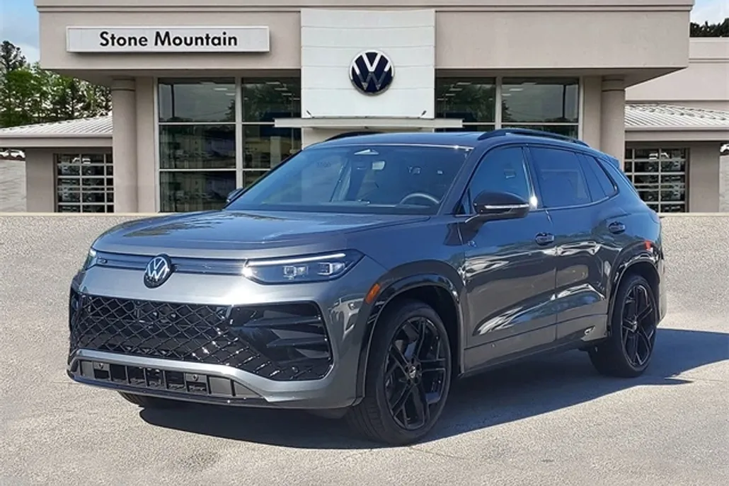 2025 Volkswagen Tiguan SE R-Line Black photo 1