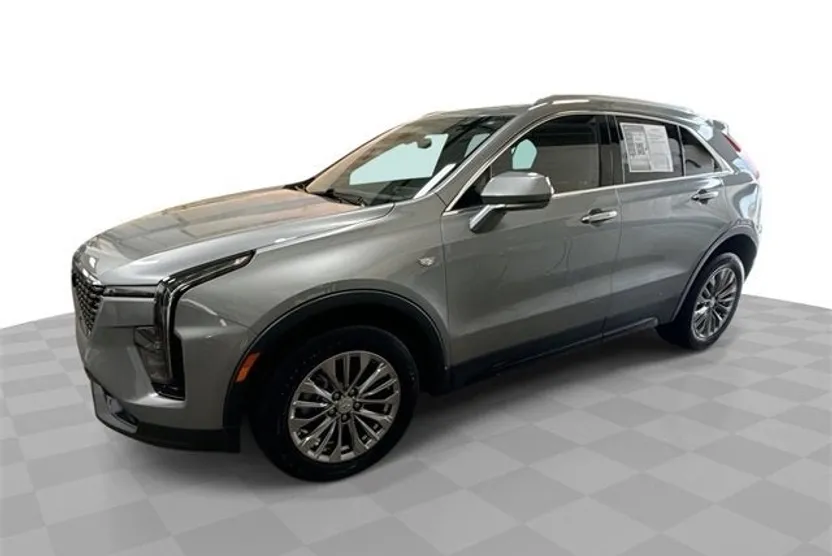 2024 Cadillac XT4 Premium Luxury photo 1