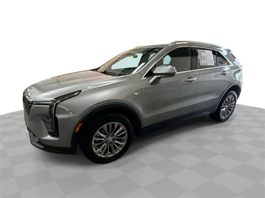 2024 Cadillac XT4 Premium Luxury photo 1