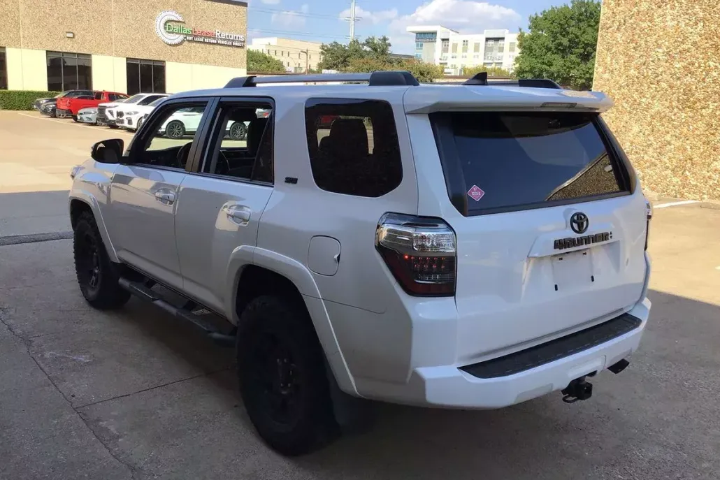 2020 Toyota 4Runner SR5 Premium photo 1