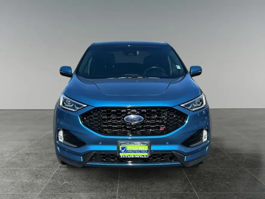 2020 Ford Edge ST photo 1
