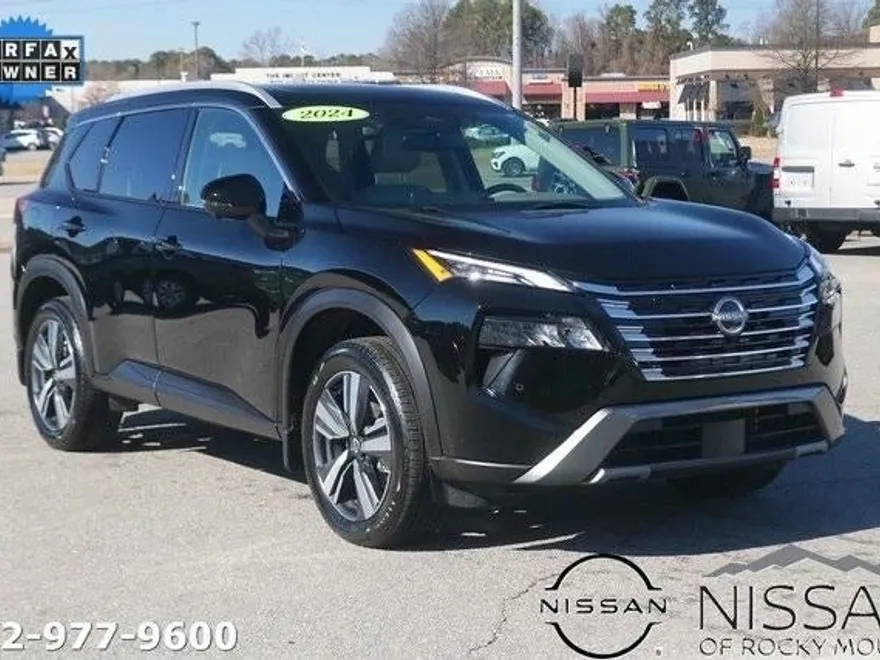 2024 Nissan Rogue SL photo 1