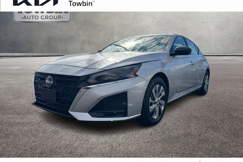 2024 Nissan Altima 2.5 S photo 1