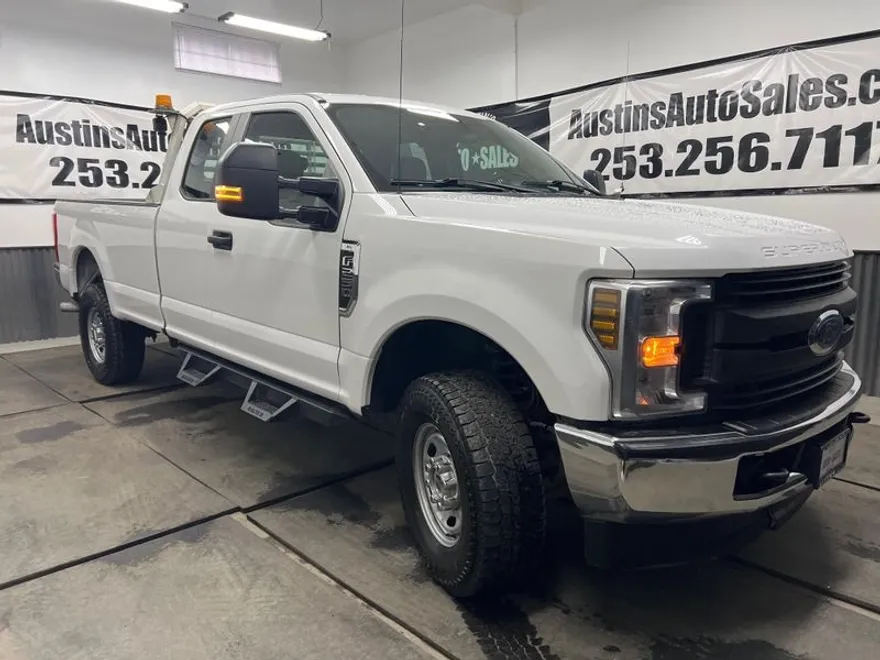 2019 Ford F-250 XLT photo 1