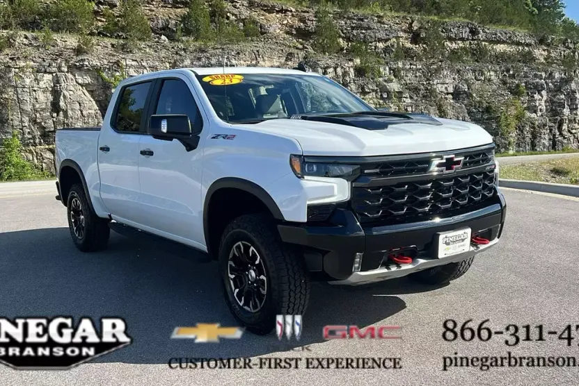 2023 Chevrolet Silverado 1500 ZR2 photo 1