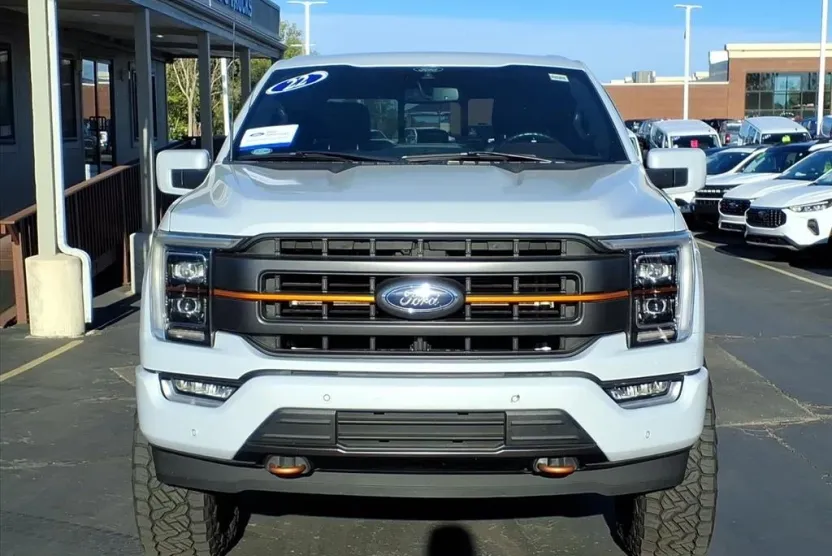 2022 Ford F-150 Lariat photo 1