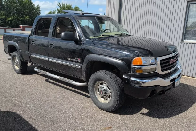 2005 Gmc Sierra 2500 Base photo 1