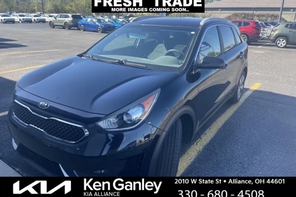 2017 Kia Niro FE LX photo 1