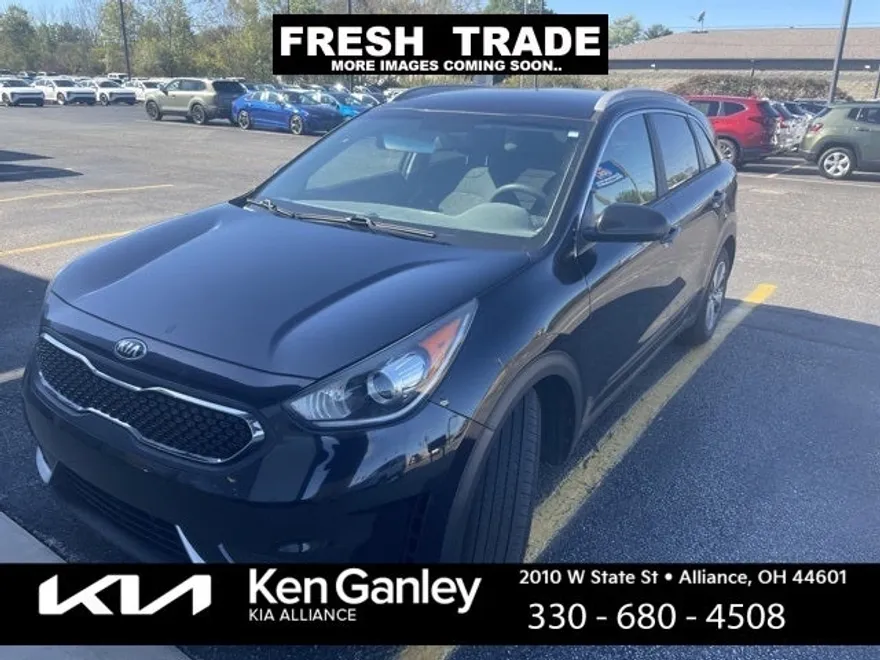 2017 Kia Niro FE LX photo 1