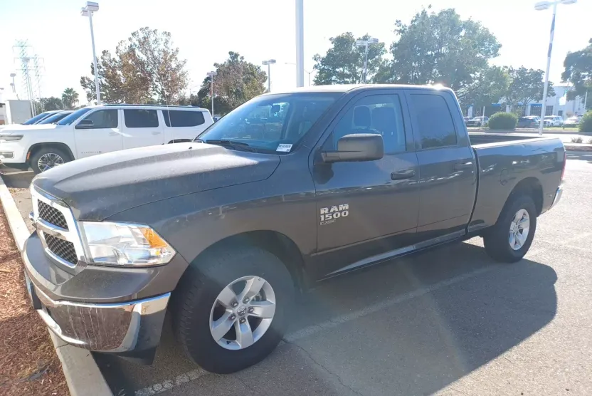 2024 Ram 1500 Classic SLT photo 1