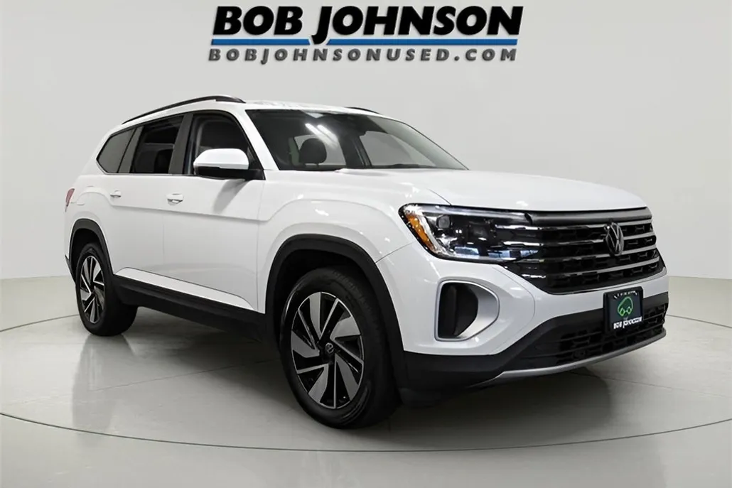 2024 Volkswagen Atlas SE Technology photo 1
