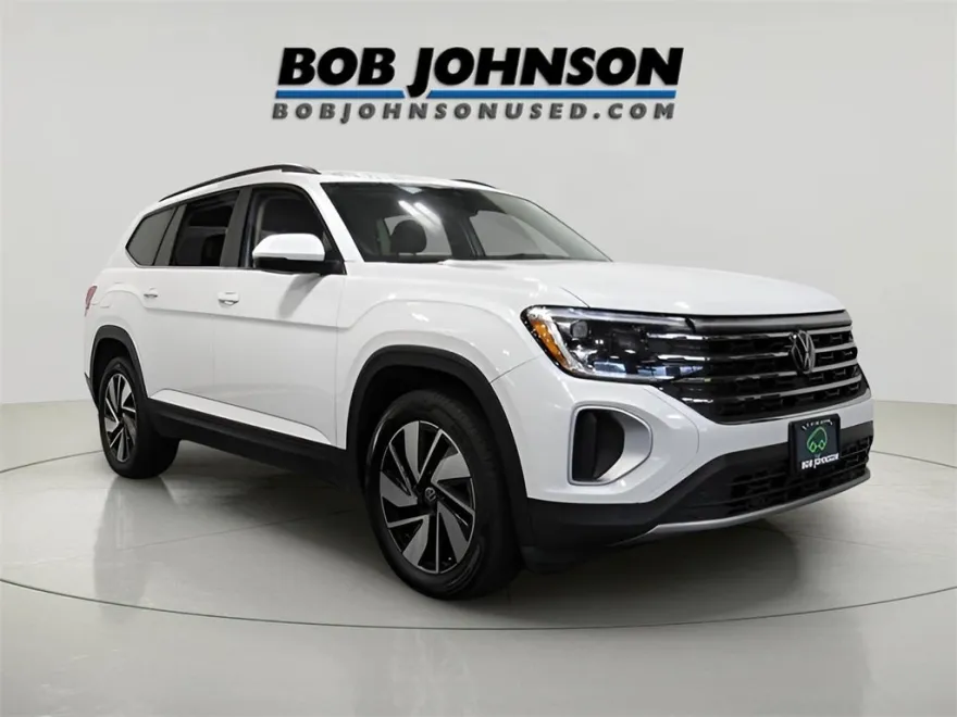 2024 Volkswagen Atlas SE Technology photo 1