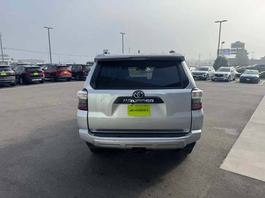 2024 Toyota 4Runner TRD Off-Road photo 1