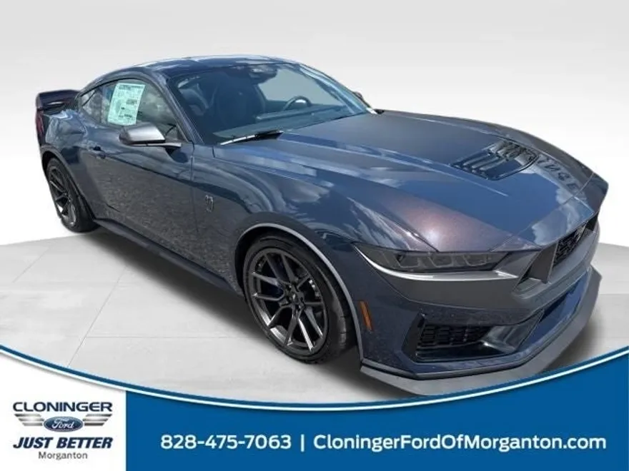2025 Ford Mustang Dark Horse photo 1