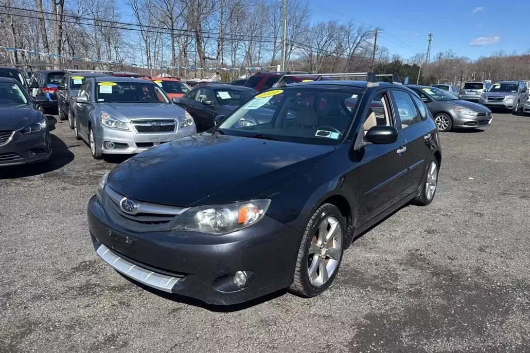 2011 Subaru Impreza Outback Sport photo 1