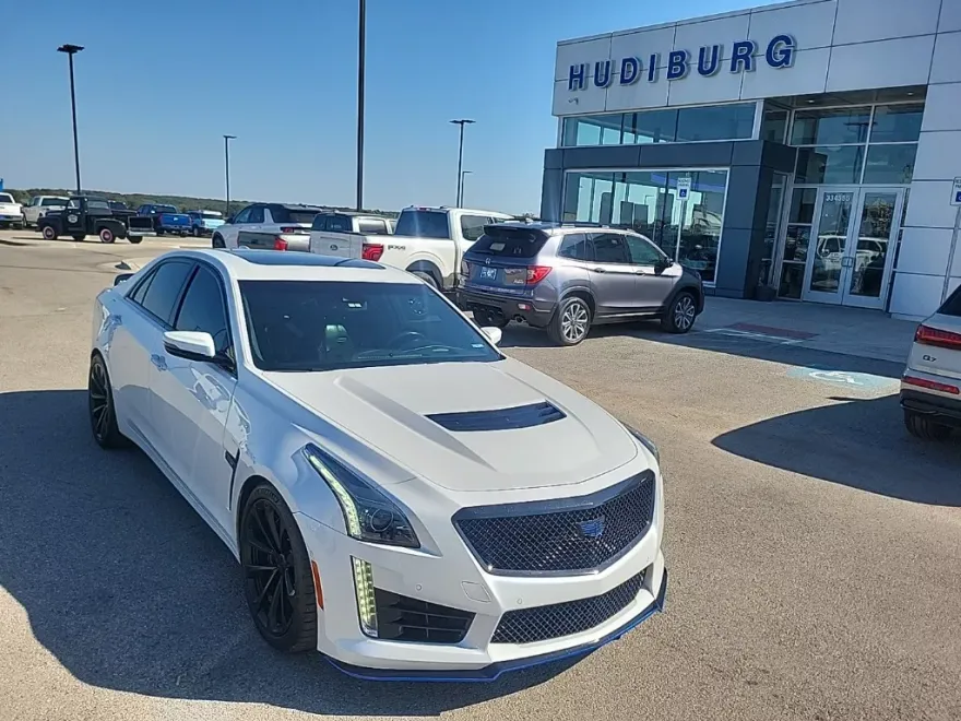 2017 Cadillac CTS V Base photo 1