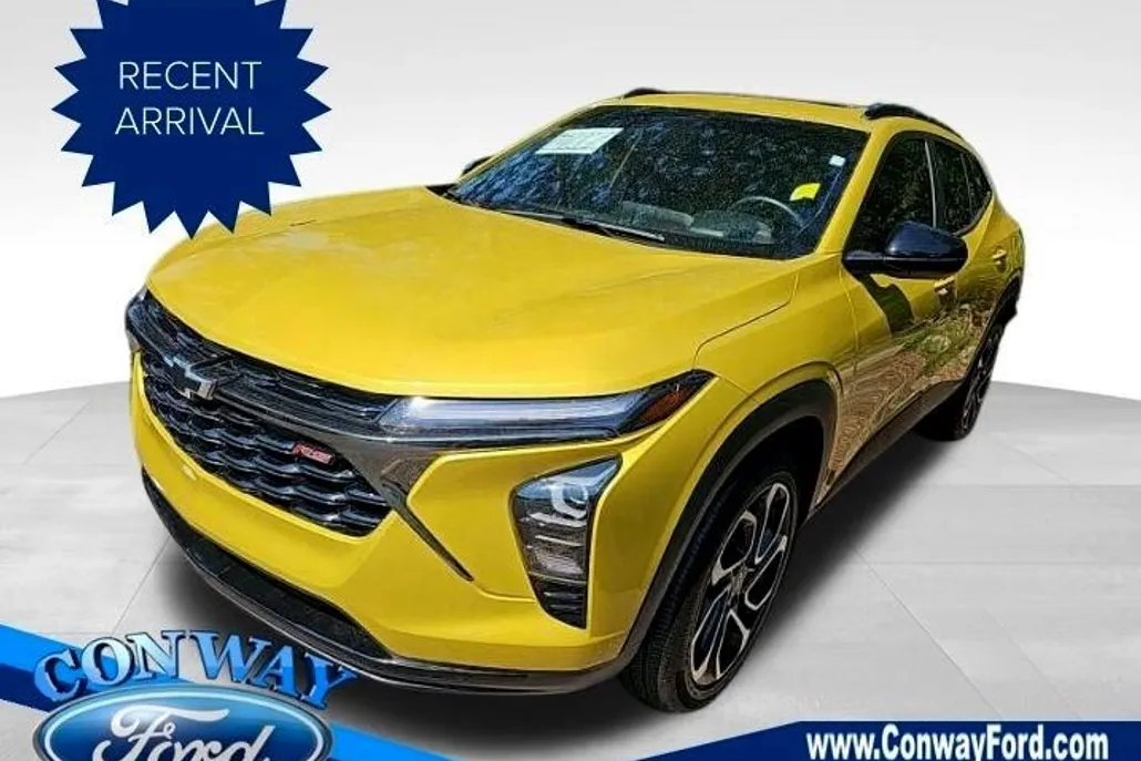 2025 Chevrolet Trax photo 1