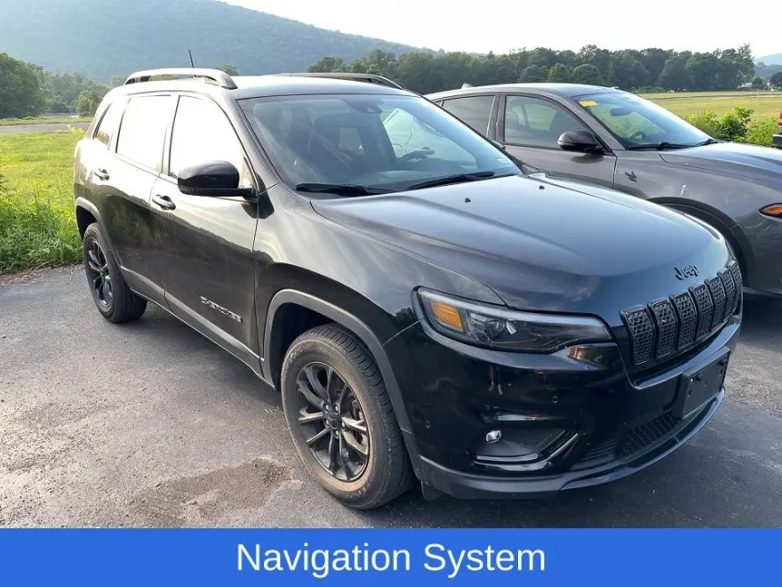 2023 Jeep Cherokee Altitude photo 1