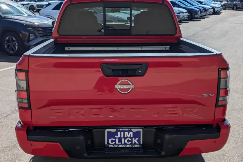 2022 Nissan Frontier SV photo 1
