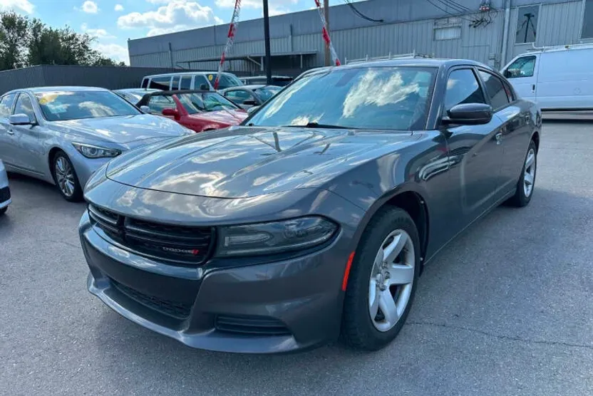 2020 Dodge Charger photo 1