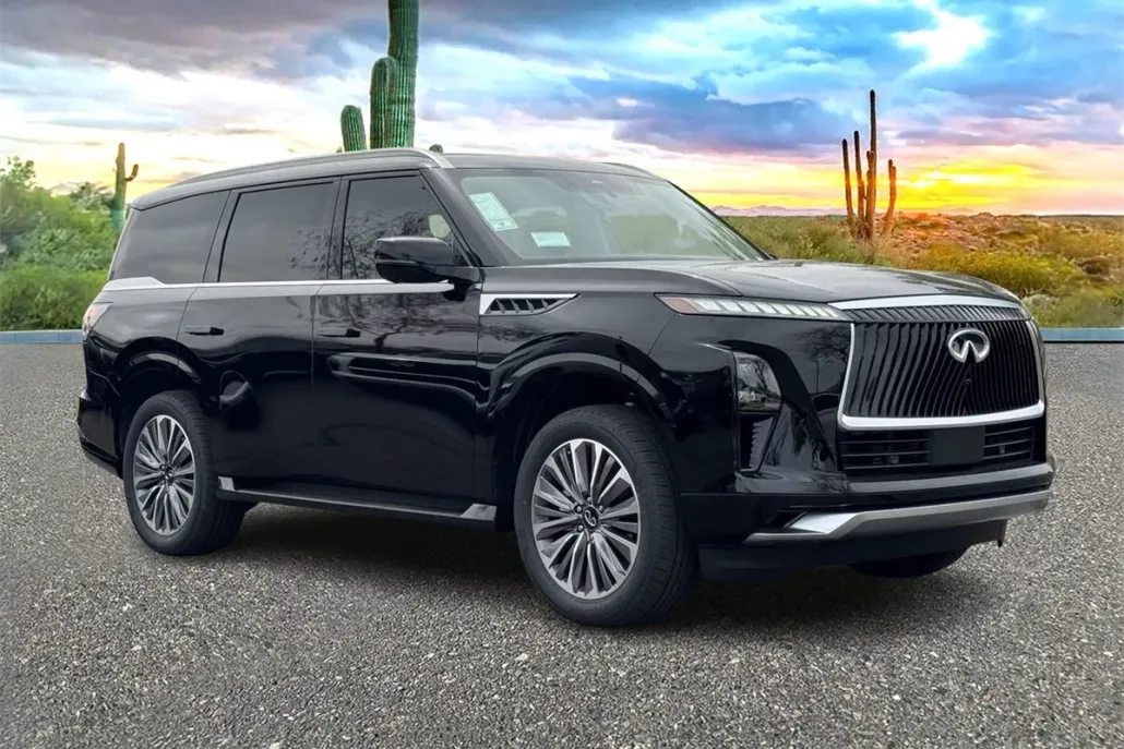 2025 Infiniti QX80 Luxe photo 1