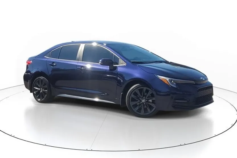 2024 Toyota Corolla SE photo 1