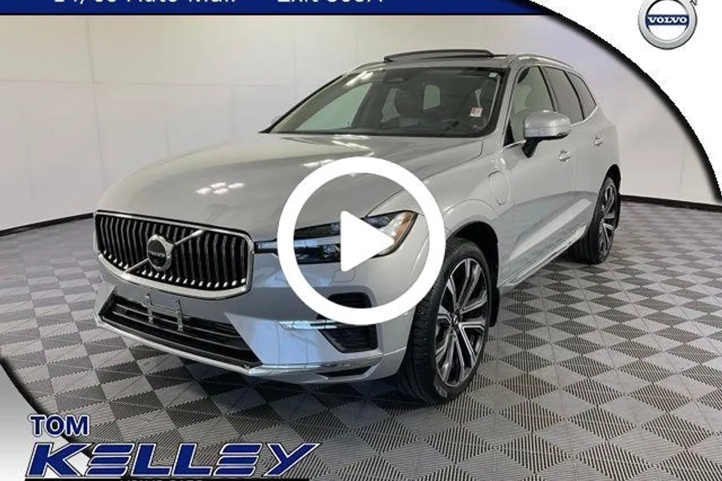 2023 Volvo XC60 Recharge Hybrid Ultimate photo 1