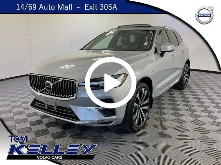 2023 Volvo XC60 Recharge Hybrid Ultimate photo 1