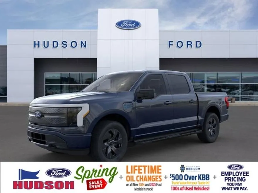 2025 Ford F-150 Lightning photo 1