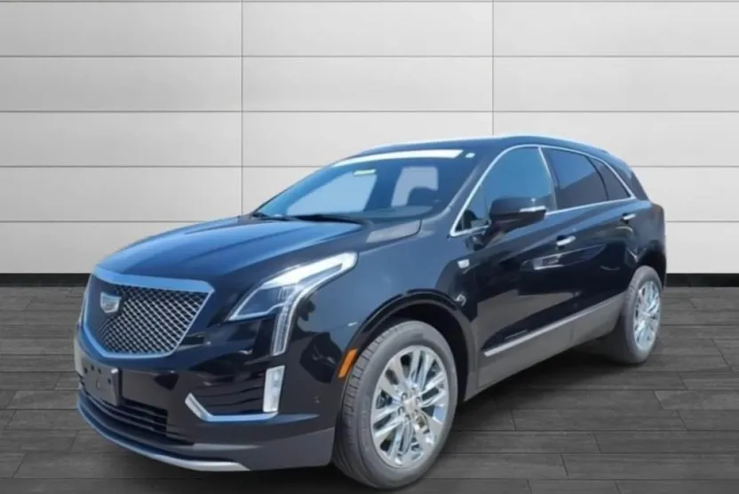 2022 Cadillac XT5 Premium Luxury photo 1