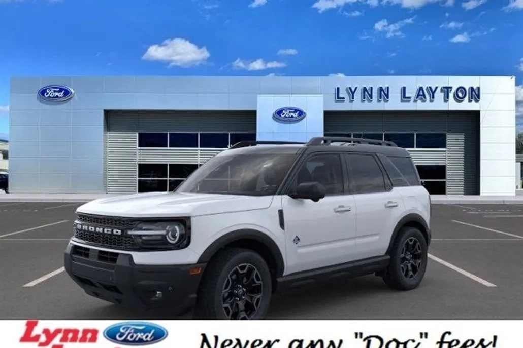 2025 Ford Bronco Sport Outer Banks photo 1