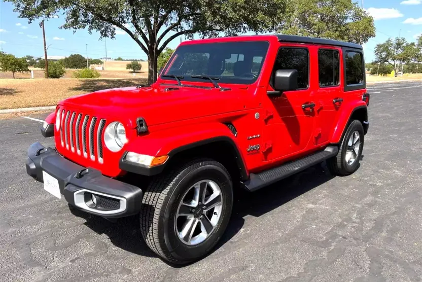 2021 Jeep Wrangler Sahara Sport photo 1