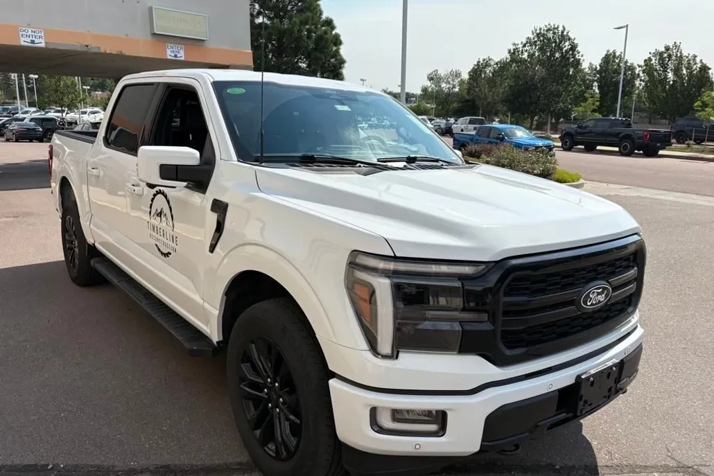 2024 Ford F-150 Lariat photo 1