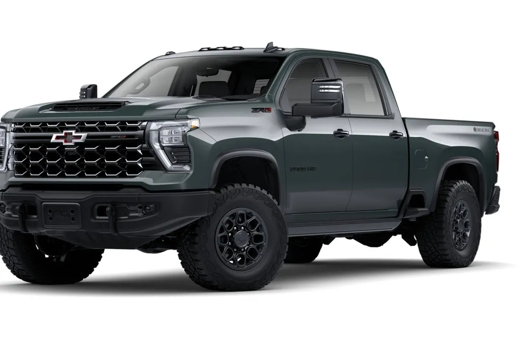 2025 Chevrolet Silverado 2500HD ZR2 photo 1