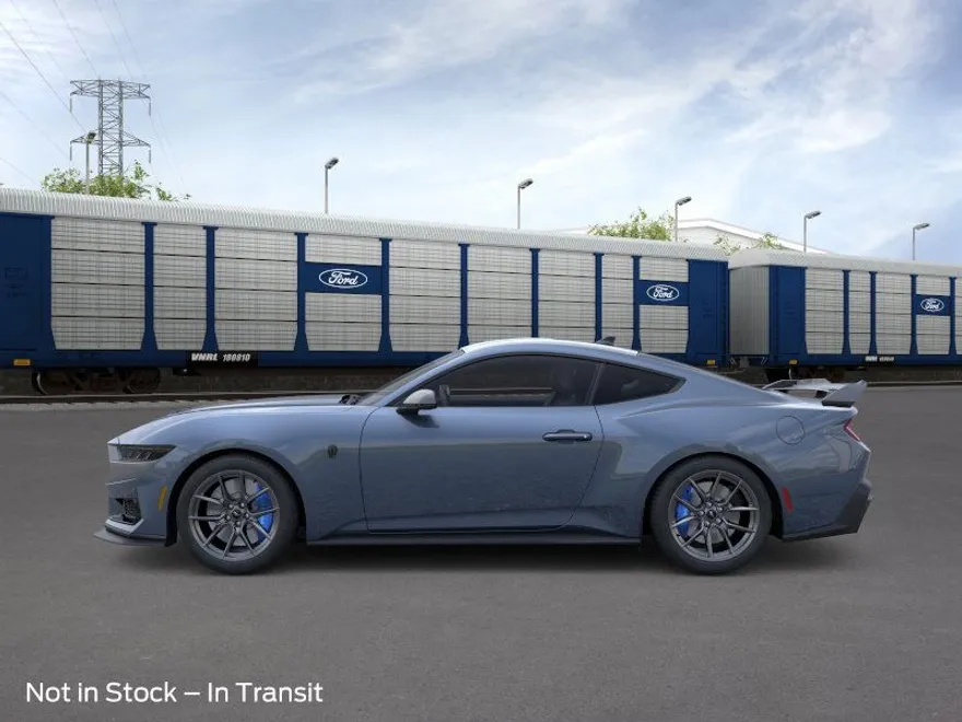 2025 Ford Mustang Dark Horse photo 1