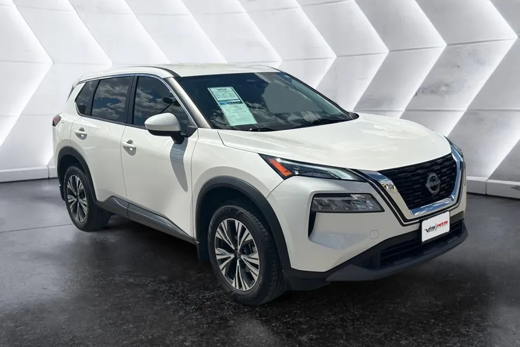 2023 Nissan Rogue SV photo 1