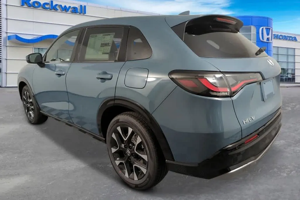 2026 Honda HR-V 2WD EX-L photo 1