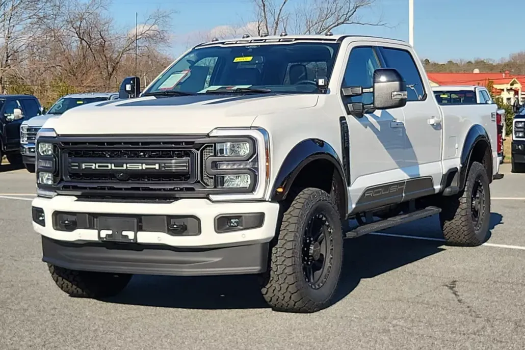 2024 Ford F-250 Lariat photo 1
