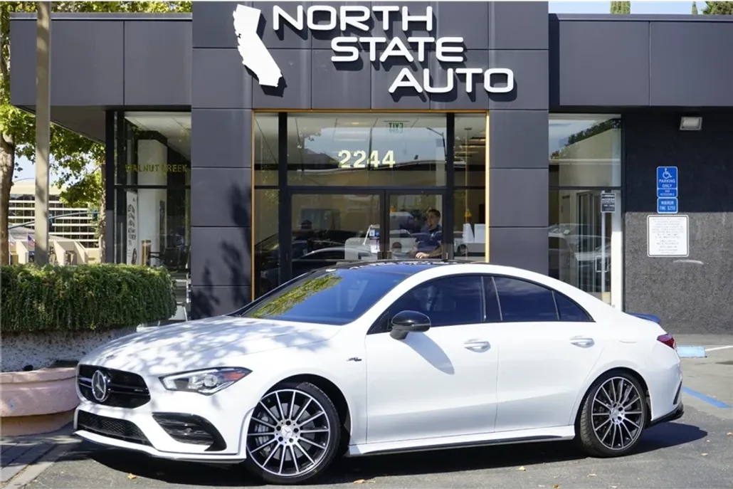 2023 Mercedes Benz CLA AMG 35 photo 1