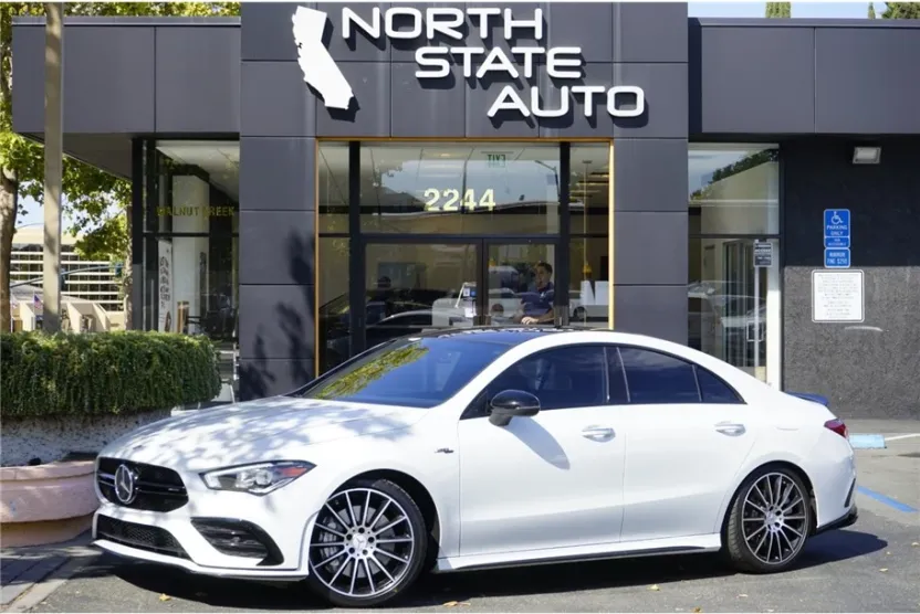 2023 Mercedes Benz CLA AMG 35 photo 1