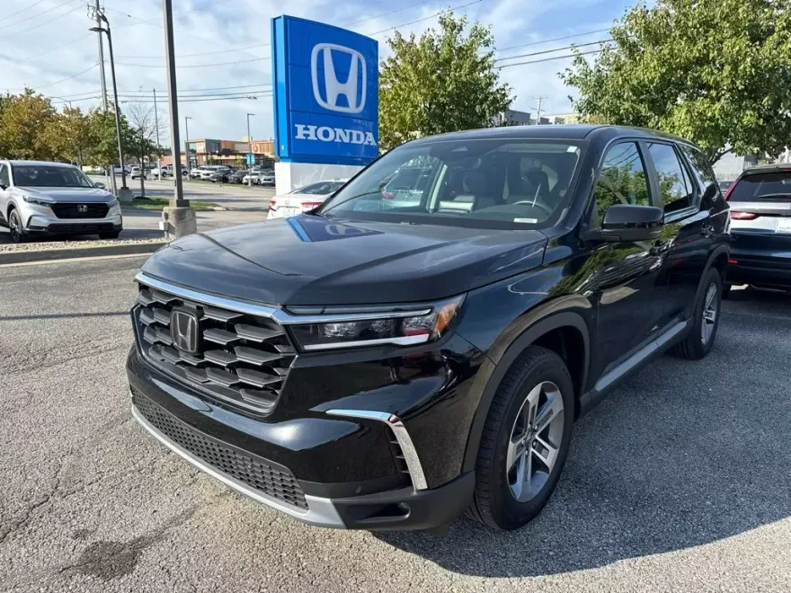 2023 Honda Pilot EX-L photo 1